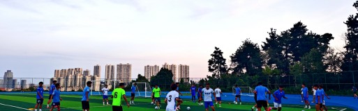 KOK体育官网-贵阳足球备战队集结集训,全力冲刺2025城市足球邀请赛