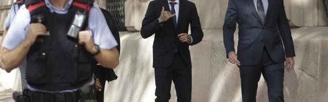 KOK体育官网-内马尔案开审 他把责任推给父亲 老佛爷出庭作证